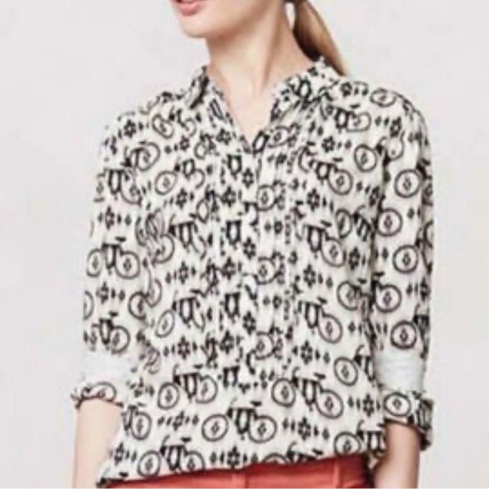 Anthropologie Maeve Bicycle
Anni Popover Monochrome Bicycle Print Blouse, size 0
